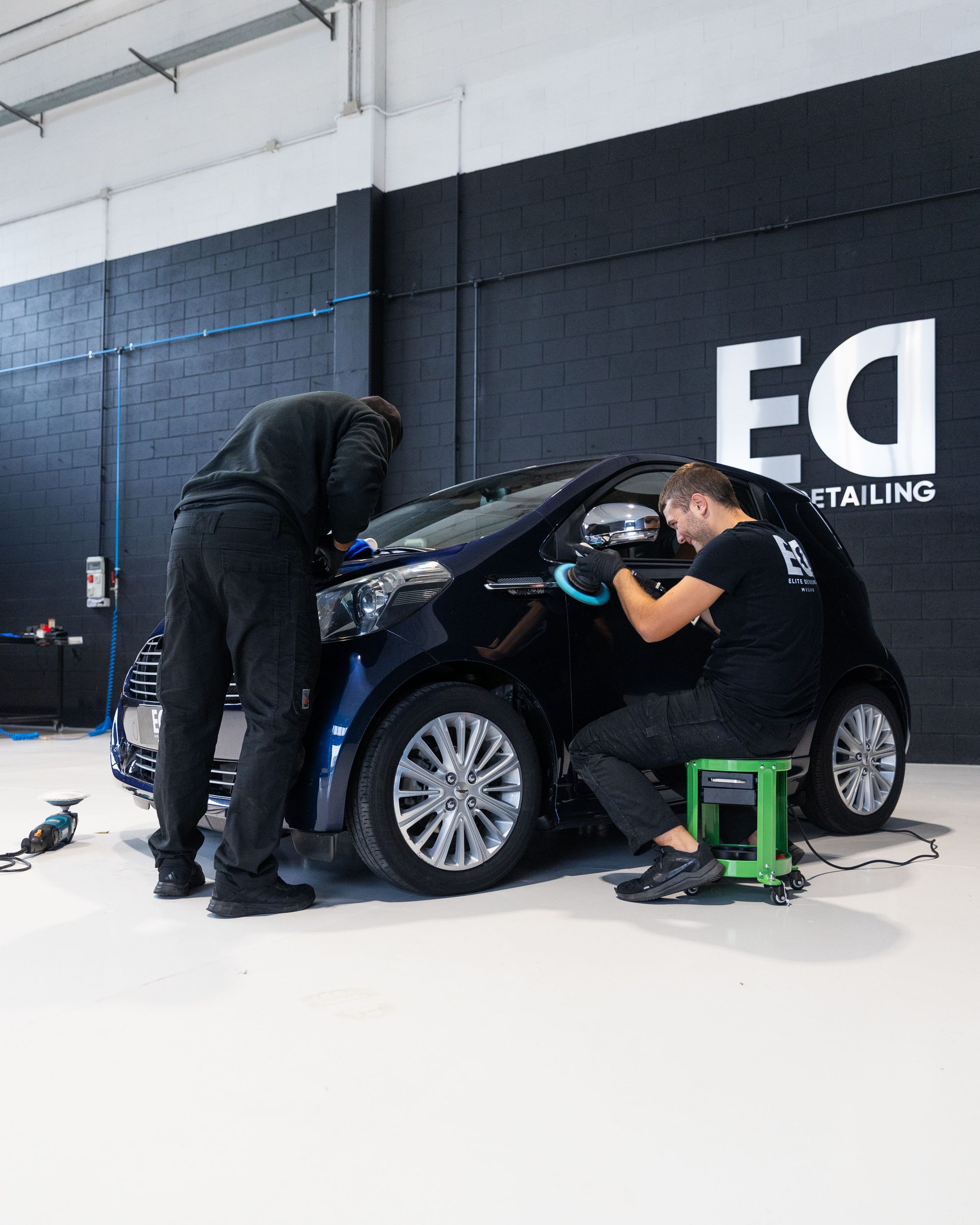 Elite Detailing Milano in collaborazione con Aston Martin